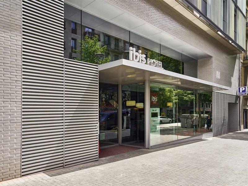 Hotel Ibis Barcelona Centro Esterno foto