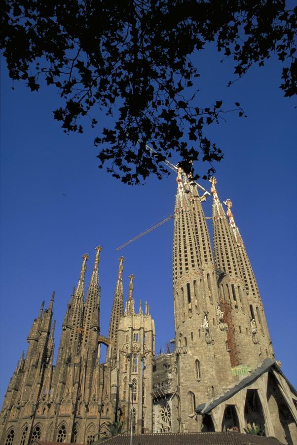 Hotel Ibis Barcelona Centro Esterno foto